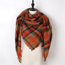 New Fashion Winter Scarf Women Triangle Warm Plaid Scarf Luxury Brand Ladies Cashmere Scarves and Shawls Gift