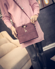 A new spring bag embossed lattice shell bag fashion styling fawn Single Shoulder Bag Messenger Bag female.