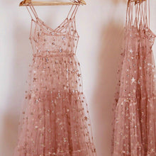 2019 New Arrival Spaghetti Straps Tulle Long Women  Dresses Fashion Bling Bling See Through Dress Sexy Fashion Hot