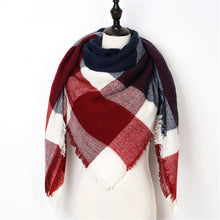 New Fashion Winter Scarf Women Triangle Warm Plaid Scarf Luxury Brand Ladies Cashmere Scarves and Shawls Gift