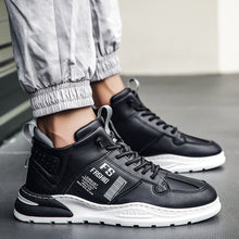 Trend High Top Men's Sneakers Outdoor Fitness sports shoes Breathable Comfortable Men Running Shoes Spring and Autumn Men Shoes